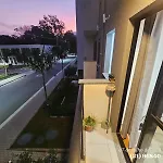 Praia, Trilhas E Cachoeiras Com Muito Lazer!