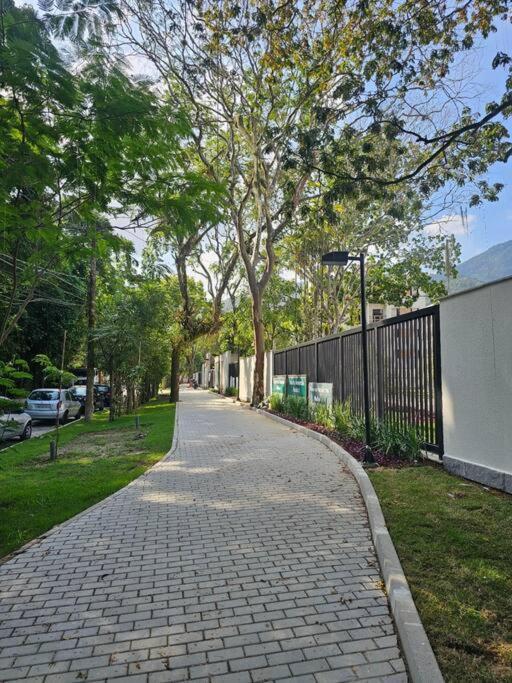 Praia, Trilhas E Cachoeiras Com Muito Lazer! Apartamento